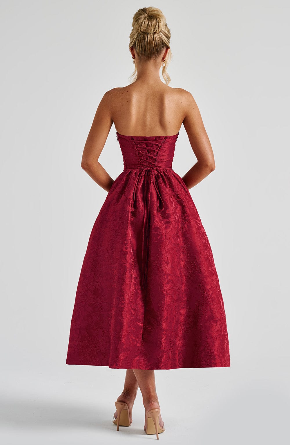 VESTIDO CARMESIN
